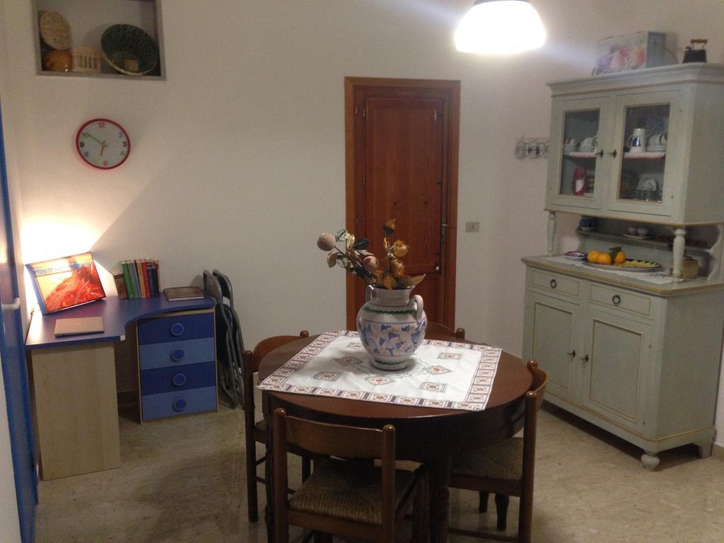 Casa Con Verande Sul Mare A 2 Minuti A Piedi Dalla Spiaggia Custonaci Cameră foto